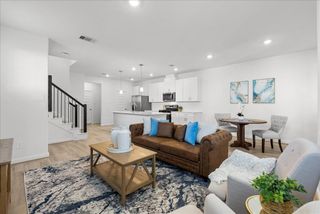 535 Avisa Drive, Kemah, TX 77565