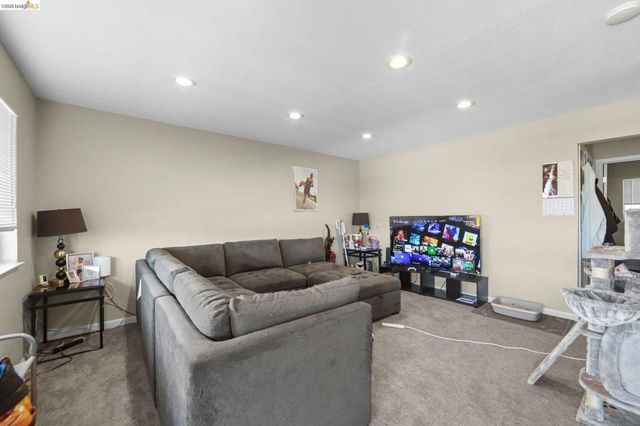 14761 San Pablo Ave, San Pablo, CA 94806