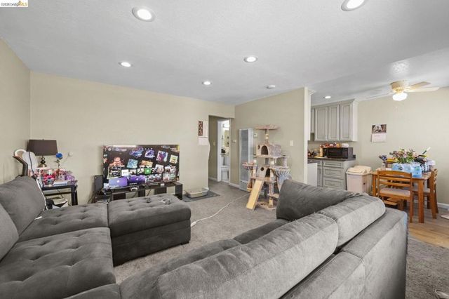 14761 San Pablo Ave, San Pablo, CA 94806