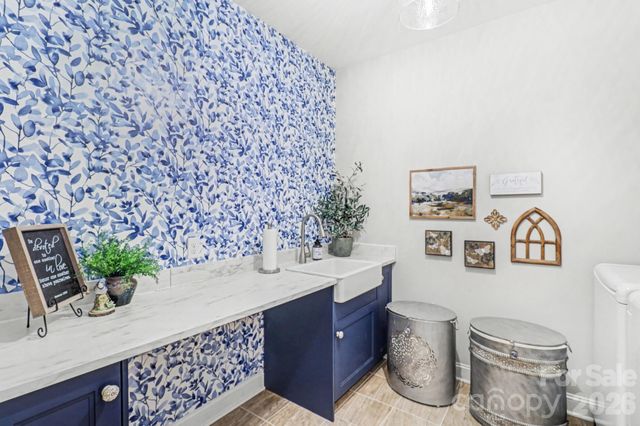 1906 Ealand Court, Waxhaw, NC 28173