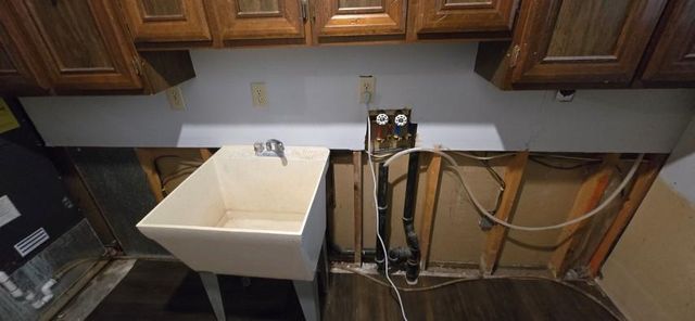 503 Hawthorne Drive, Marshall, MN 56258