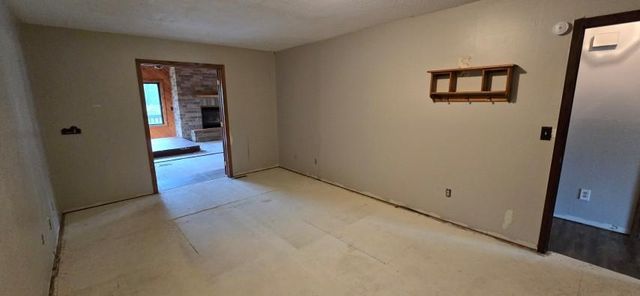 503 Hawthorne Drive, Marshall, MN 56258