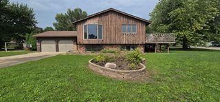 503 Hawthorne Drive, Marshall, MN 56258