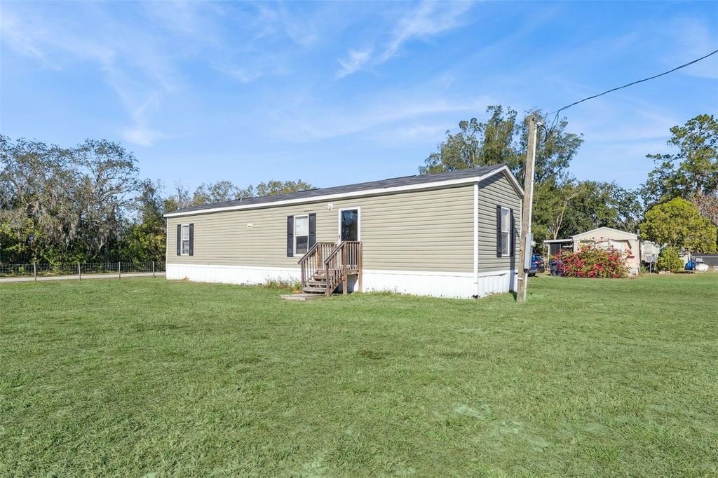 7639 VINE STREET, Land O Lakes, FL 34638