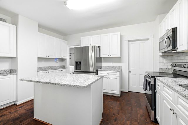 811 E B ST, Brunswick, MD 21716