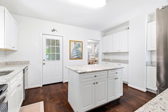 811 E B ST, Brunswick, MD 21716