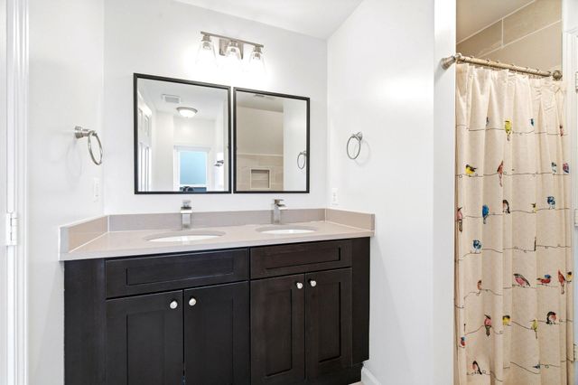 811 E B ST, Brunswick, MD 21716