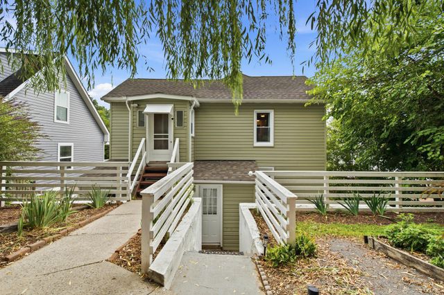 811 E B ST, Brunswick, MD 21716