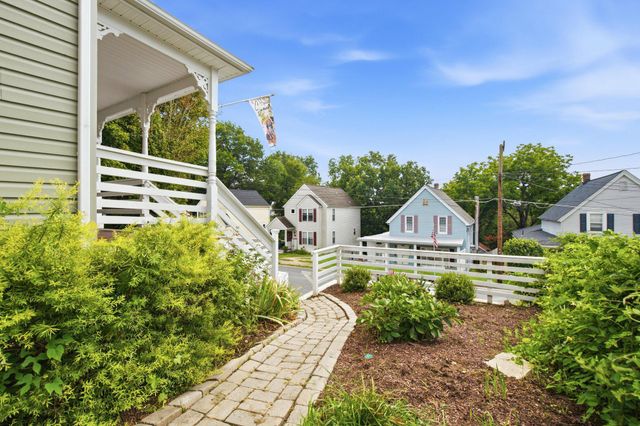 811 E B ST, Brunswick, MD 21716