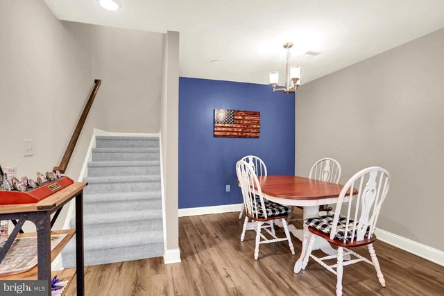 11 GROUP CT, Mount Holly Springs, PA 17065
