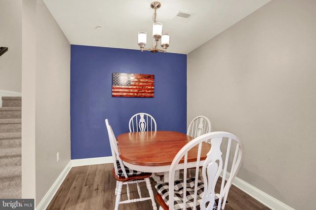11 GROUP CT, Mount Holly Springs, PA 17065