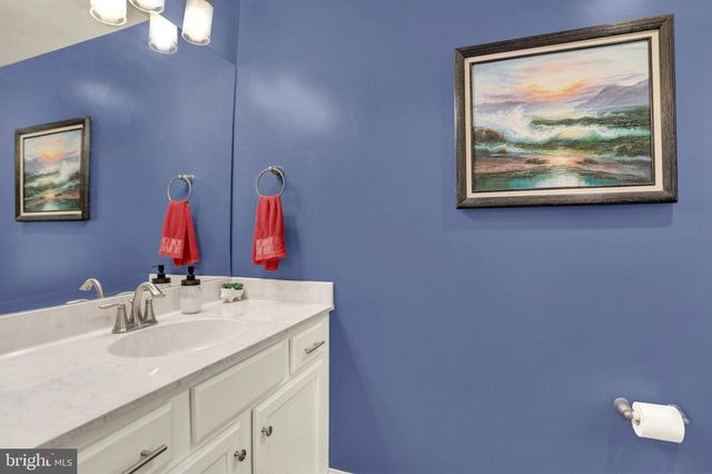 11 GROUP CT, Mount Holly Springs, PA 17065