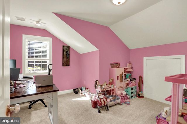 11 GROUP CT, Mount Holly Springs, PA 17065