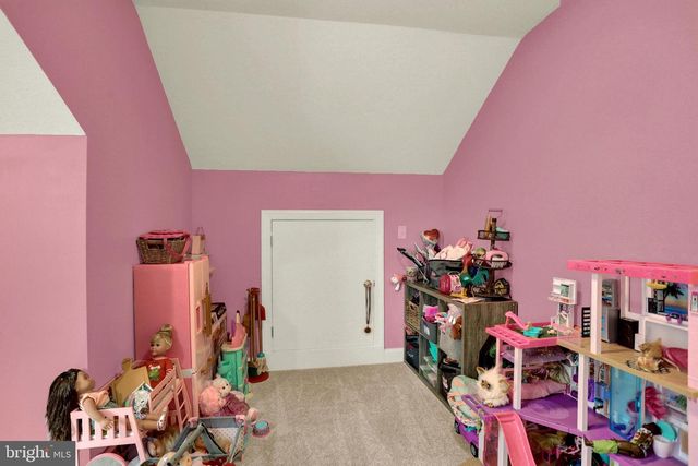 11 GROUP CT, Mount Holly Springs, PA 17065