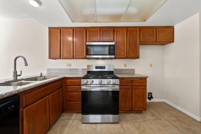 2511 Manzana Way, San Diego, CA 92139