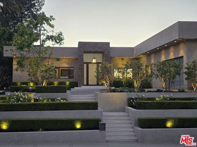 16167 Royal Oak Road, Encino (los Angeles), CA 91436