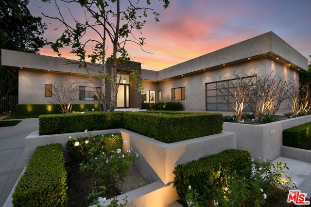 16167 Royal Oak Road, Encino (los Angeles), CA 91436