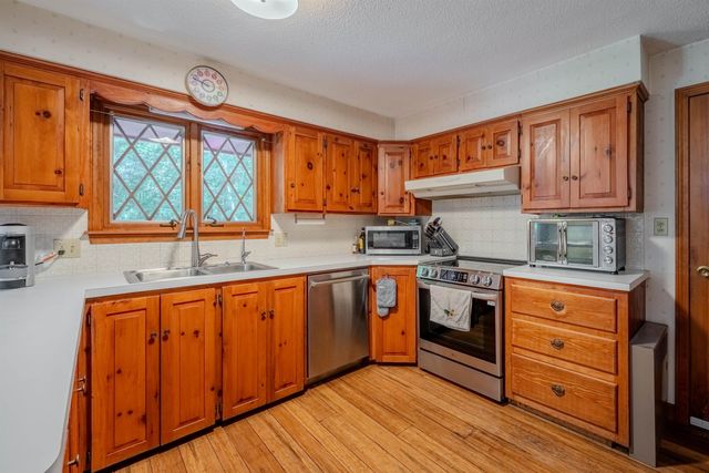 55 Logging Hill Road, Bow, NH 03304