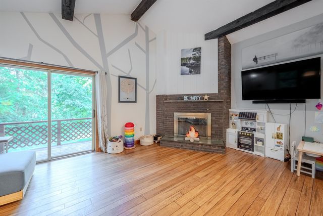 55 Logging Hill Road, Bow, NH 03304