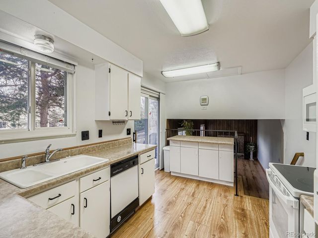 7004 Beech Court, Arvada, CO 80004