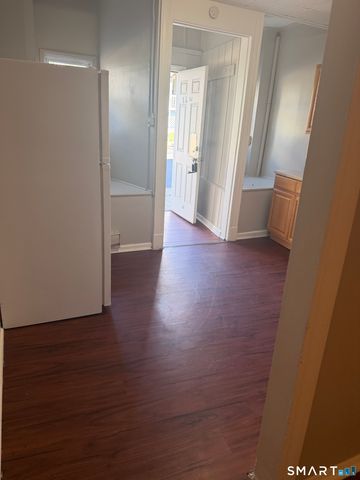 86 Wolcott Street, Waterbury, CT 06705