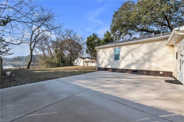 1131 Lilac AVE, Chesapeake, VA 23325