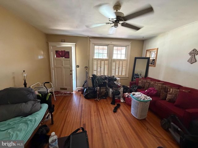 1220 W MARSHALL ST, Norristown, PA 19401