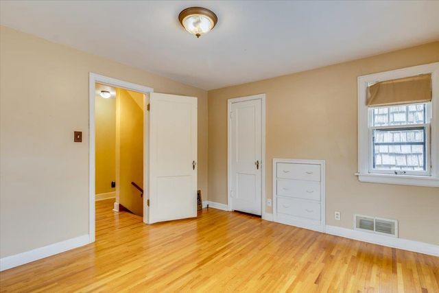 1455 N Woodrow Ave, Wichita, KS 67203