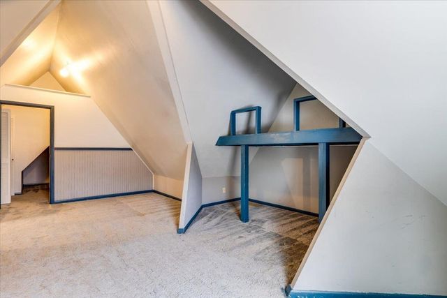 1455 N Woodrow Ave, Wichita, KS 67203