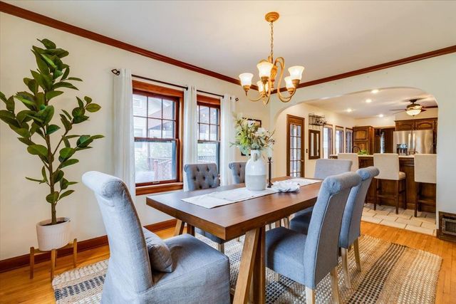 1455 N Woodrow Ave, Wichita, KS 67203