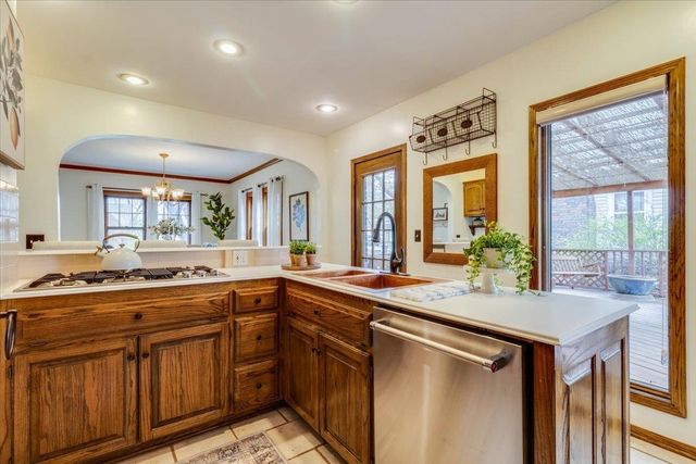 1455 N Woodrow Ave, Wichita, KS 67203