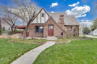 1455 N Woodrow Ave, Wichita, KS 67203