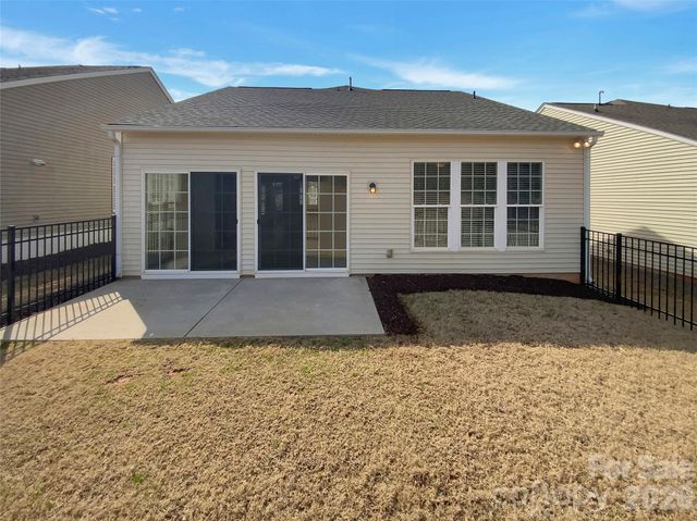 20028 Dovekie Lane, Fort Mill, SC 29707