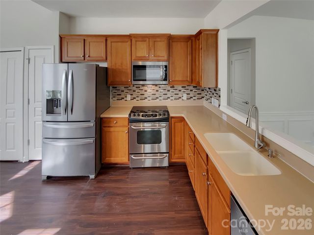 20028 Dovekie Lane, Fort Mill, SC 29707