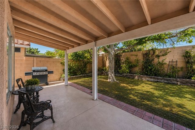 327 Abbington Street, Henderson, NV 89074