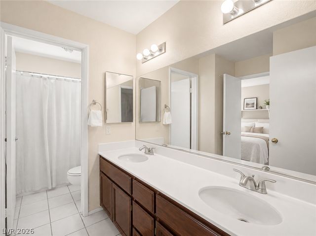 327 Abbington Street, Henderson, NV 89074