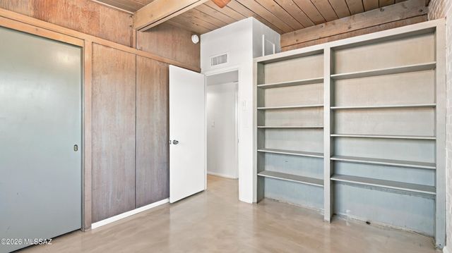 7443 E Calle Sinaloa, Tucson, AZ 85710