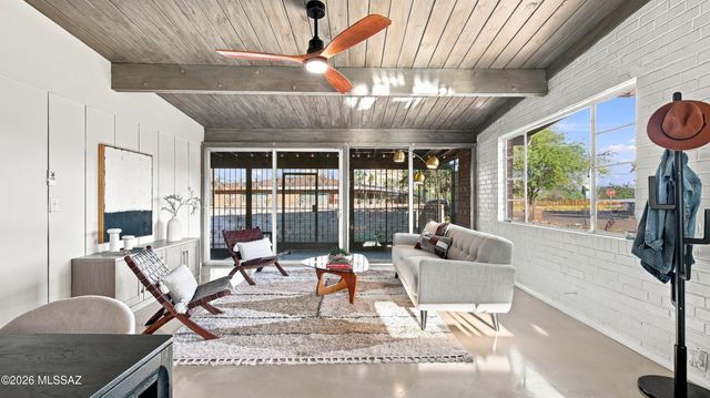 7443 E Calle Sinaloa, Tucson, AZ 85710
