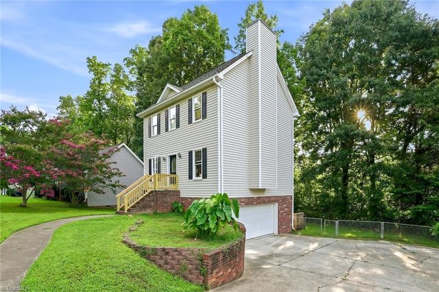 205 Lorraine Drive, Winston-salem, NC 27107