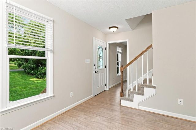 205 Lorraine Drive, Winston-salem, NC 27107