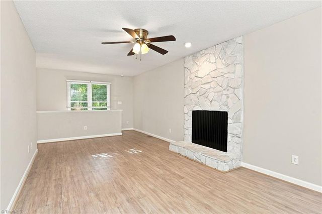 205 Lorraine Drive, Winston-salem, NC 27107