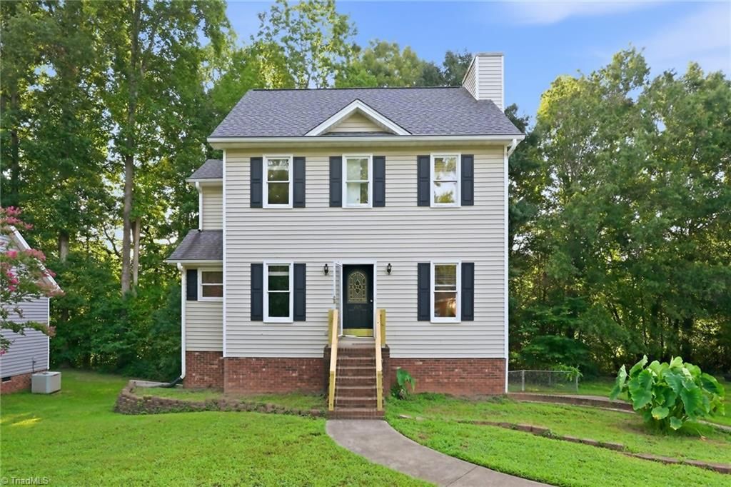 205 Lorraine Drive, Winston-salem, NC 27107