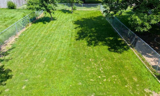 1230 Hardin Drive 1, Carlisle, IA 50047