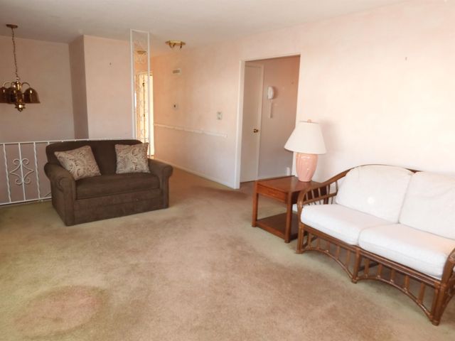 18 Shepard Avenue, Salem, NH 03079