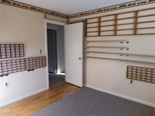 18 Shepard Avenue, Salem, NH 03079