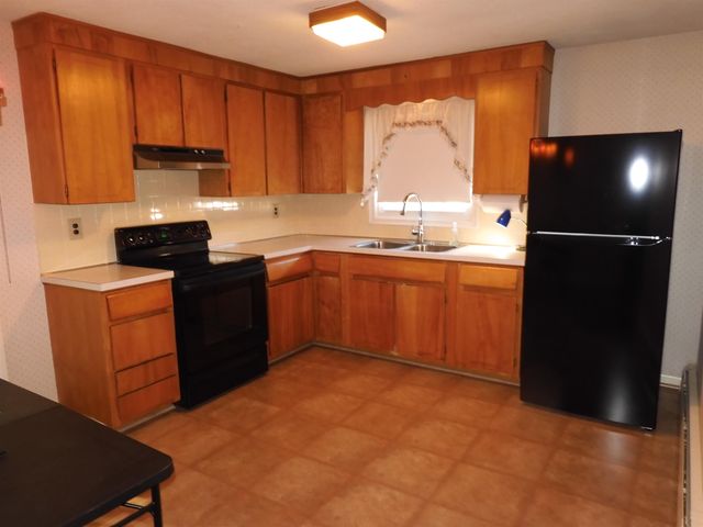 18 Shepard Avenue, Salem, NH 03079