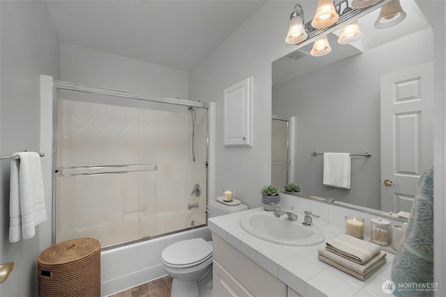 3924 Prestwick Lane SE, Olympia, WA 98501