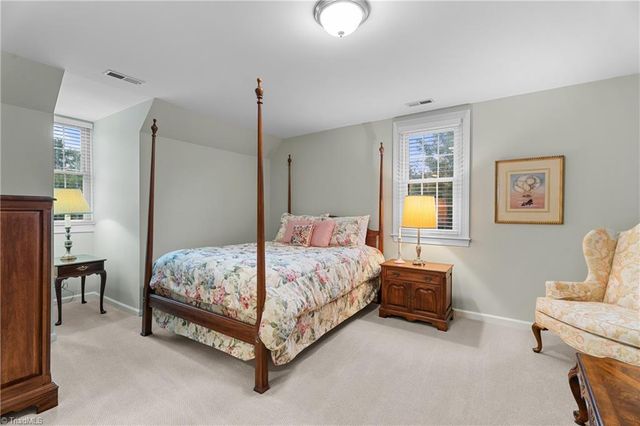 138 Westhaven Circle, Winston-salem, NC 27104