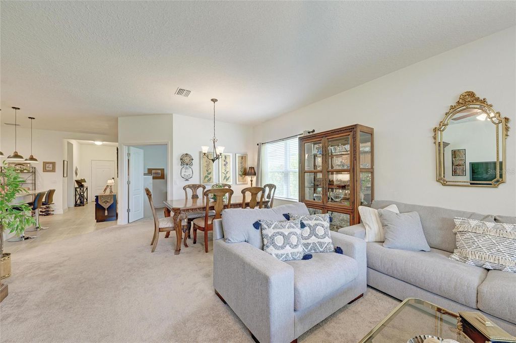Image 13 of property listing at 12807 SEASONG TERRACE, Bradenton, FL 34211
