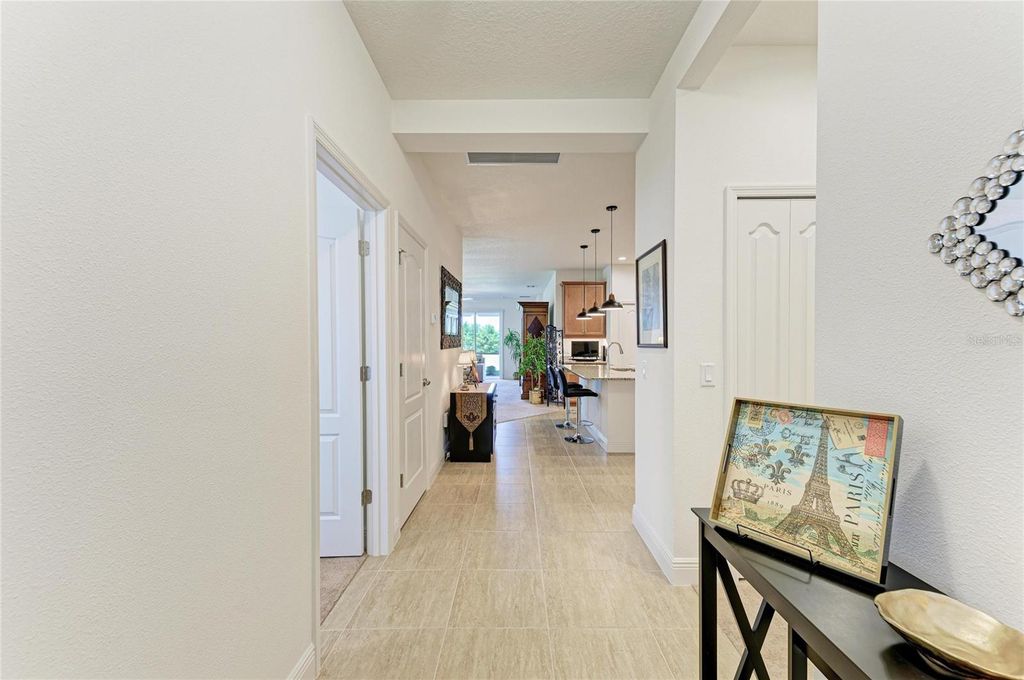 Image 10 of property listing at 12807 SEASONG TERRACE, Bradenton, FL 34211